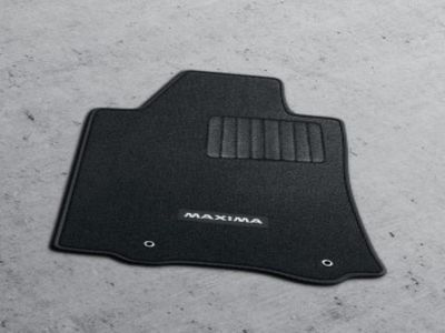 Nissan Carpeted Floor Mats - Black T99E2-4RA0A