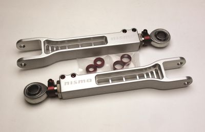 Nissan R35 Titanium Rear Traction Links 55110-RTRR5