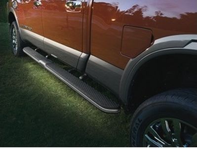 Nissan Running Boards RH KC with Lights - Chrome (Titan XD King Cab 6.5 Bed) 999T6-W3603