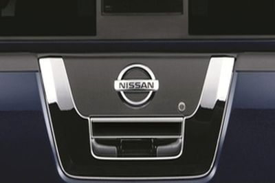 Nissan Chrome Tail Gate Applique 999M1-BV100
