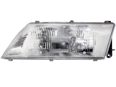 Nissan 26060-1M325 Driver Side Headlight Assembly
