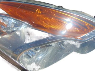 Nissan 26010-JB11A Passenger Side Headlight Assembly