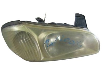 Nissan 26010-2Y926 Passenger Side Headlight Assembly