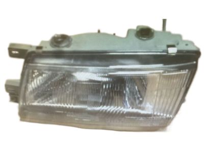 Nissan B6060-86Y01 Driver Side Headlight Assembly