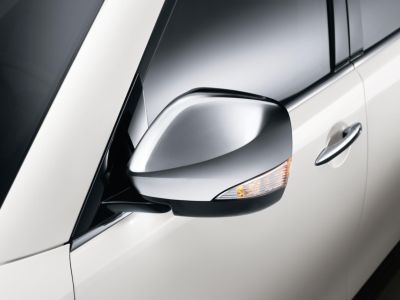 Nissan K6350-1L000 Outside Mirror Covers - Chrome (2-Piece Set)