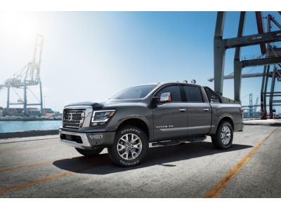 Nissan Titan Sport Bar W/ Utilitrack 999Y4-W6030