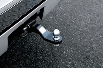 Nissan 999T5-BR100 Receiver Hitch, Class III