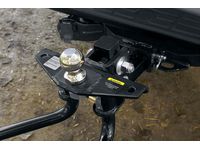 Nissan Hitch Ball Mount - 999T7-W3199