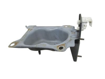 Nissan 62220-2Y900 Bracket-Front Bumper Side,RH