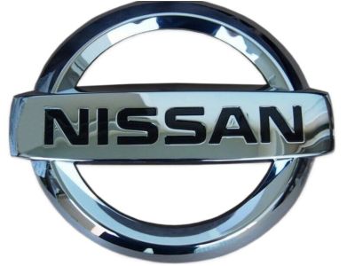NISSAN SENTRA SUNNY B11 1982-83 Front Grille Emblem Badge Genuine #6239136A00
