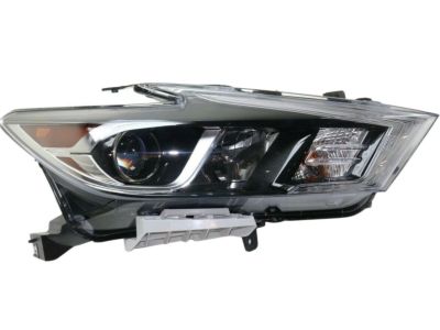 Nissan 26060-4RF3B Driver Side Headlight Assembly