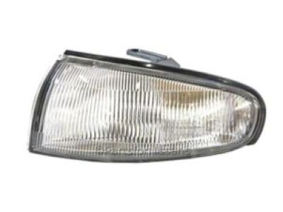 Nissan 26175-75F25 Lamp Assembly-Clearance,LH