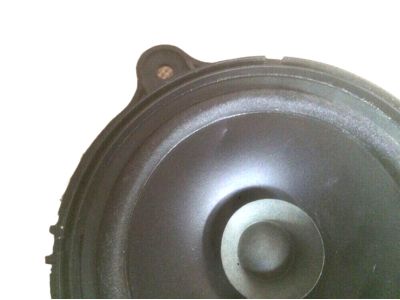 Nissan 28156-4Z400 Front Door Speaker