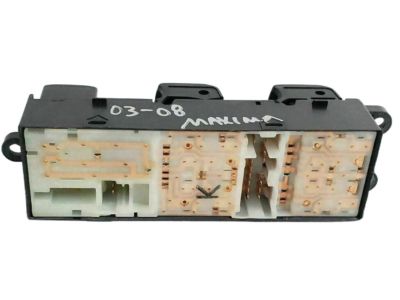 Nissan 25401-6Y300 Switch Assy-Power Window,Main