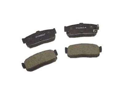 D106M-S2825 Nissan Front Brake Pads Kit Product Photo 1 of 1