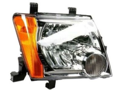 2009 Nissan Xterra Headlight - 26010-EA000