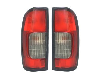 2001 Nissan Frontier Tail Light - 26550-8Z325