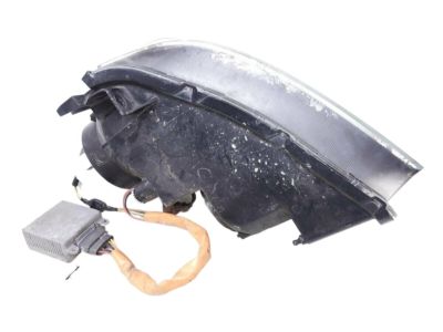 Nissan 26010-ZB725 Passenger Side Headlight Assembly