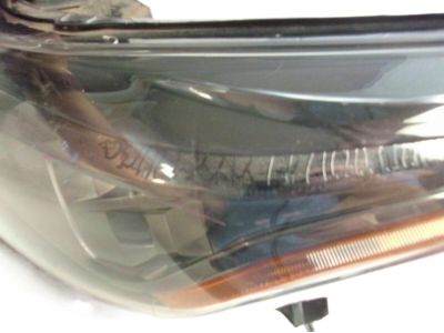 Nissan 26060-9HS4A Driver Side Headlight Assembly