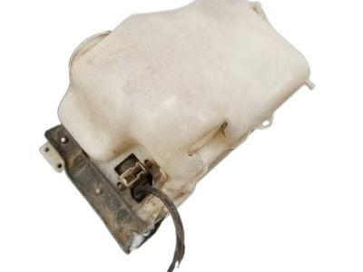thumbnail image 2 of S.PRY Washer Tank Pump & Reservoir For Nissan D21 Hardbody Pickup 1986-1997 2 of 4