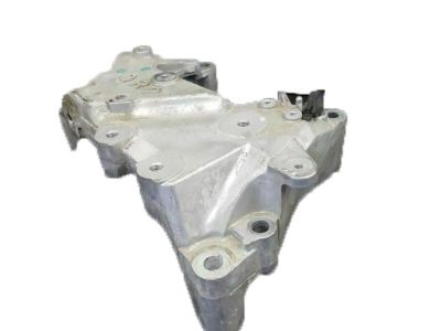 Nissan 11231-3TS1A Engine Mounting Bracket