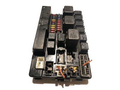 Nissan 284B7-CN000 Controller Unit-Ipdm Engine Room