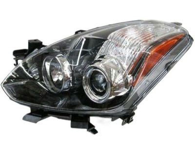 Nissan 26060-ZX00A Driver Side Headlight Assembly