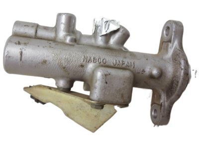 Nissan 46010-7B700 Cylinder Brake Master