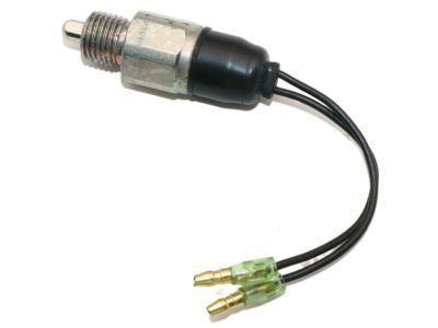 32005-K102A Nissan Back-Up Switch Product Photo 2 of 3