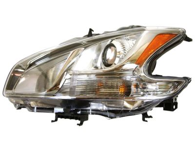 Nissan 26060-9N00A Driver Side Headlight Assembly